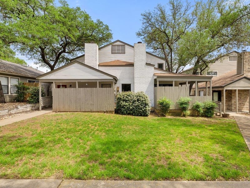 Virtual tour of 7825 Beauregard Cir Unit #4