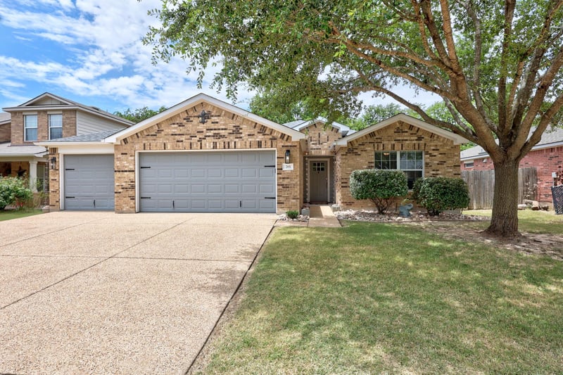 Virtual tour of 785 Kingfisher LN