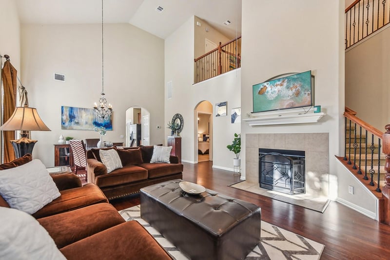 Virtual tour of 7901 Southwest Parkway Unit #14