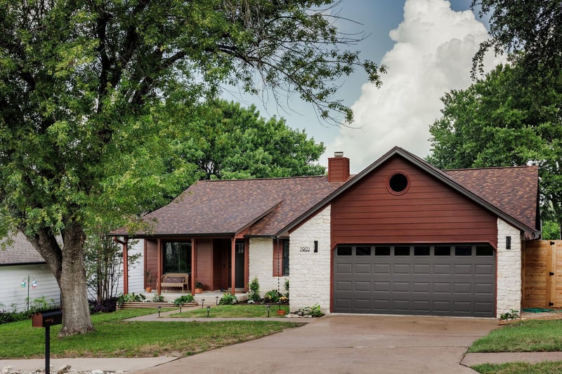 Virtual tour of 7902 Doncaster DR