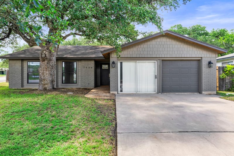Virtual tour of 7906 Wycombe DR