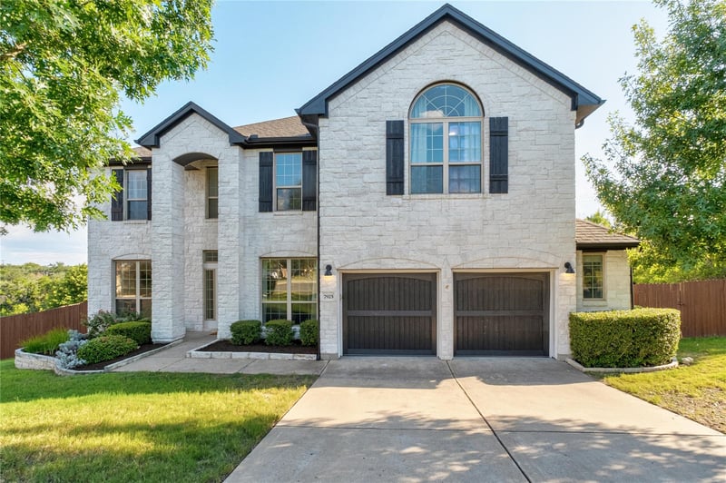 Virtual tour of 7925 Tusman DR