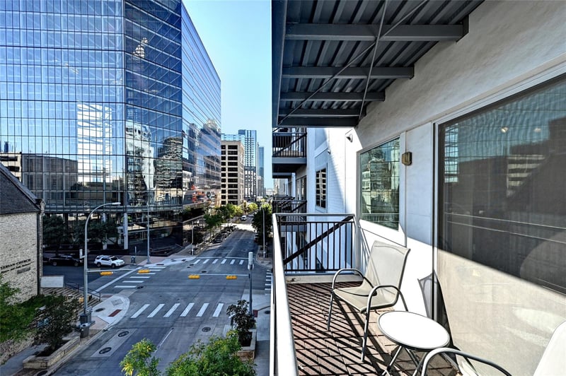 Virtual tour of 800 Brazos ST Unit #705