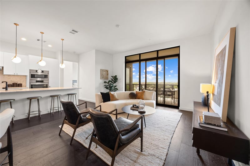 Virtual tour of 800 Embassy DR Unit #602