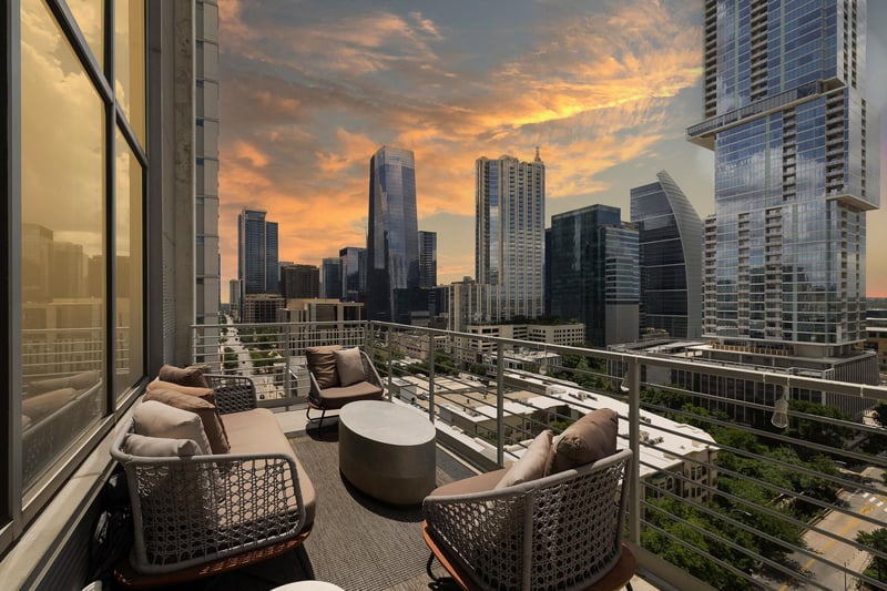 Virtual tour of 800 W 5th ST Unit #1209