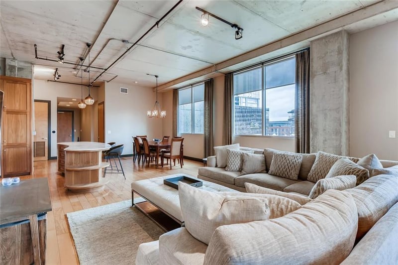 Virtual tour of 800 W 5th St Unit #302