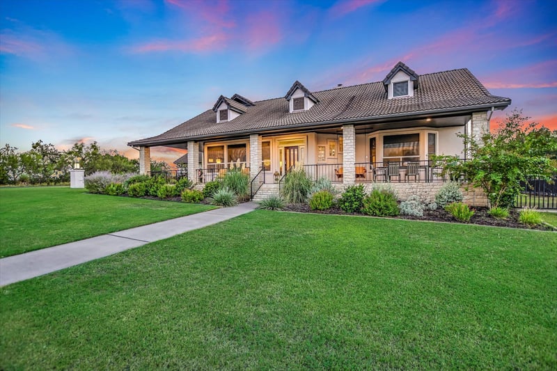 Virtual tour of 800 Western Bit