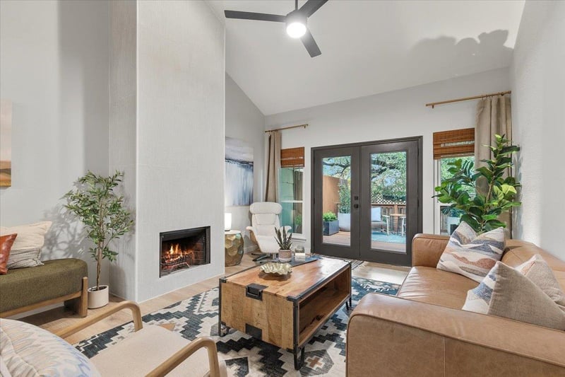Virtual tour of 8001 Forest Mesa DR Unit #B