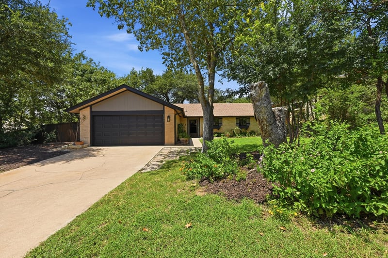 Virtual tour of 8005 Red Willow Dr