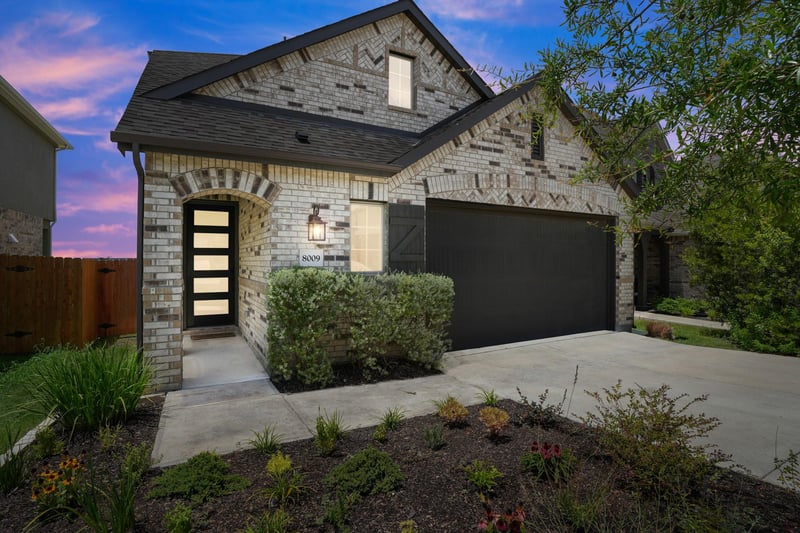 Virtual tour of 8009 Copper Prairie BND