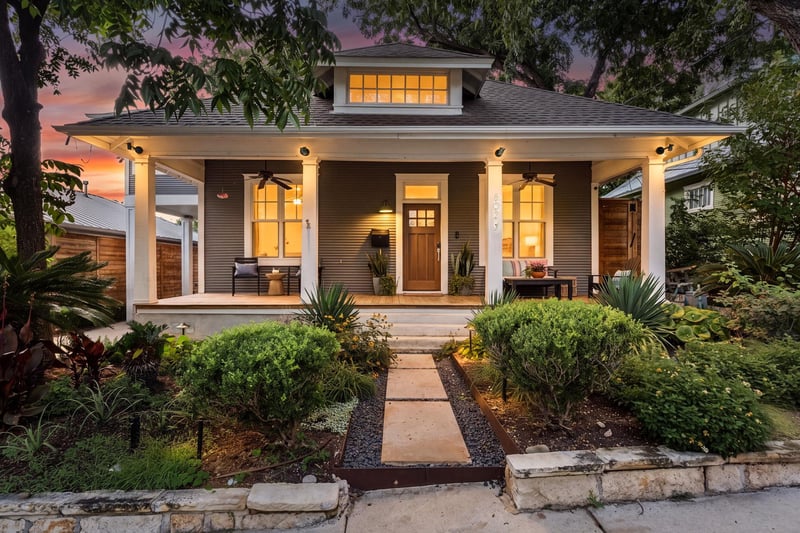 Virtual tour of 802 Blanco ST
