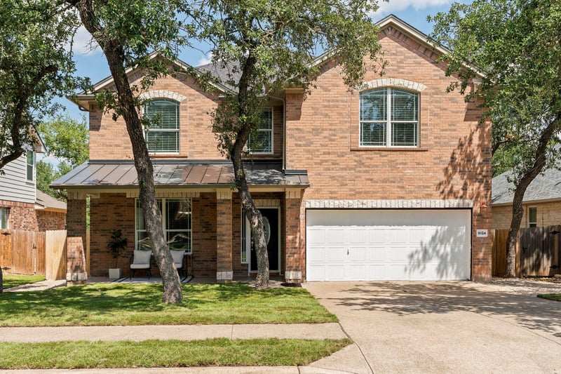 Virtual tour of 8024 Alophia Dr