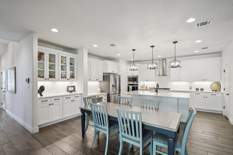 Virtual tour of 804 Indian Hawthorne DR