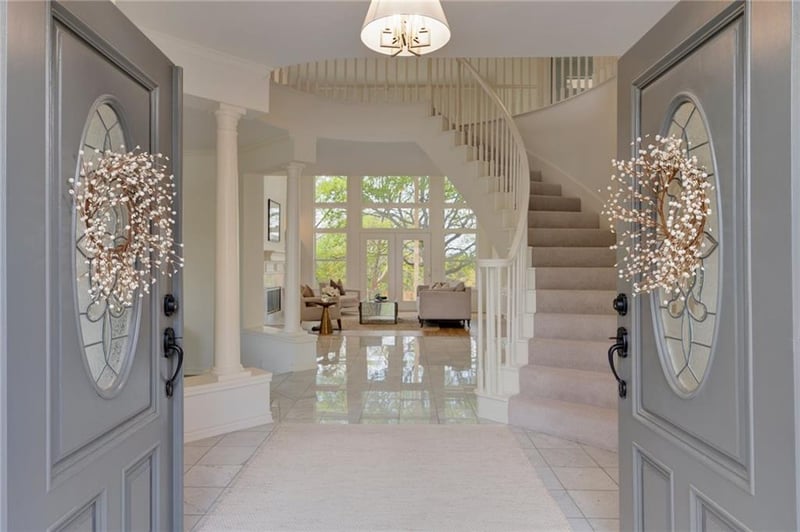 Virtual tour of 808 Crystal Mountain DR
