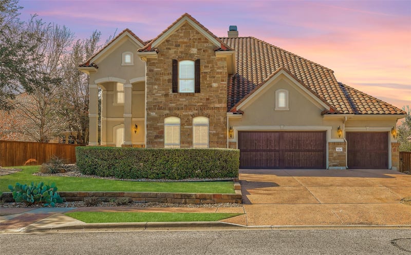 Virtual tour of 808 Horseback Hollow DR