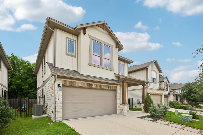 Virtual tour of 808 Totis RD