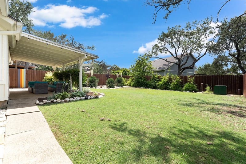Virtual tour of 8104 Los Ranchos Dr