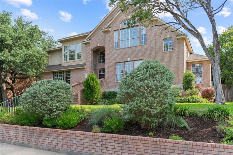 Virtual tour of 8108 Asmara DR