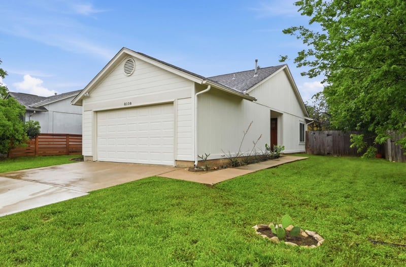 Virtual tour of 8108 Treehouse LN