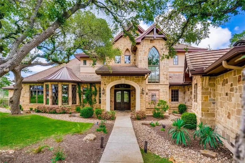 Virtual tour of 8109 Bellancia DR