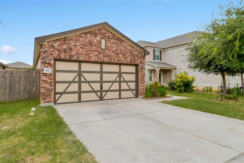 Virtual tour of 811 Screech Owl DR