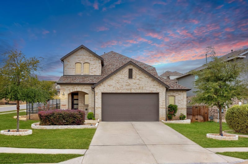 Virtual tour of 8119 Prairie Rye Dr