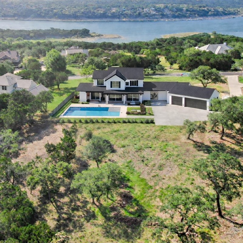 Virtual tour of 8200 Moon Rise Trl