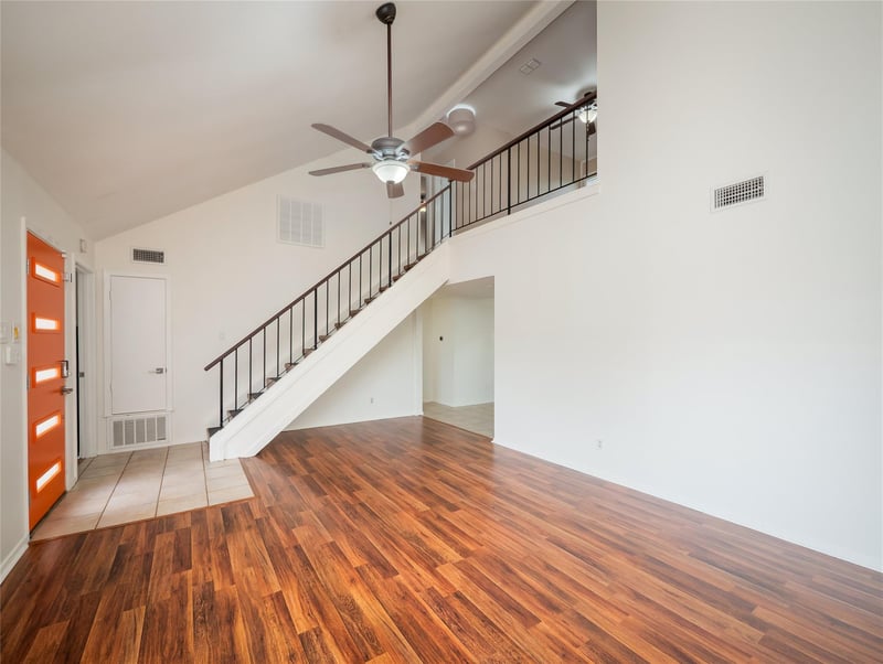 Virtual tour of 8204 Seminary Ridge Dr