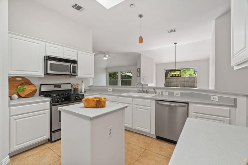 Virtual tour of 8207 Nairn Dr