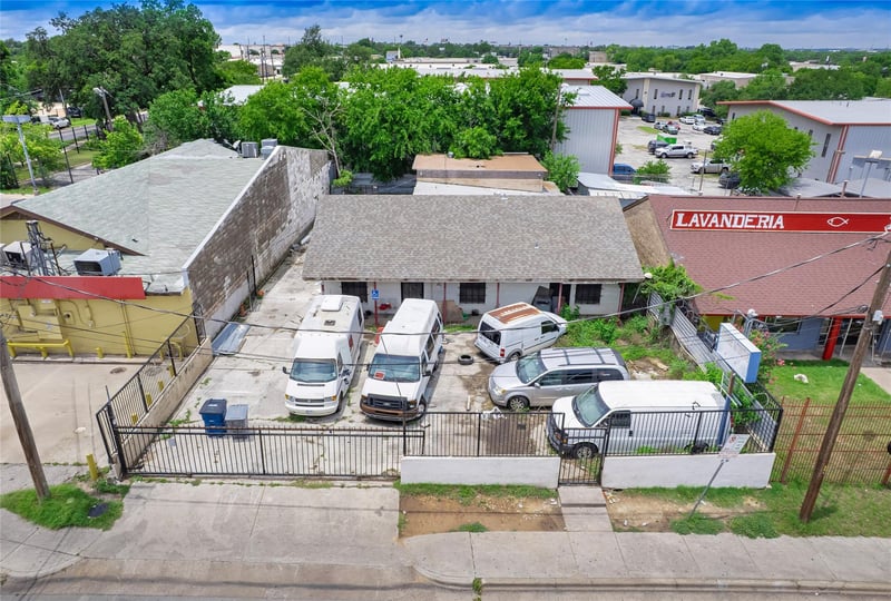 Virtual tour of 8212 Georgian Dr