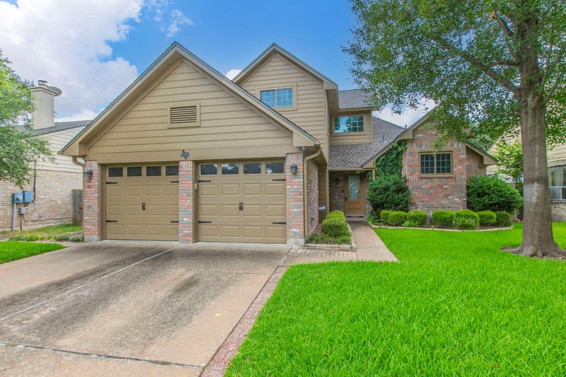 Virtual tour of 8215 Racine Trl