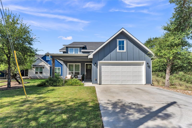 Virtual tour of 824 Woodland Hills DR