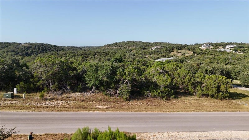 Virtual tour of 830 Highland Spgs