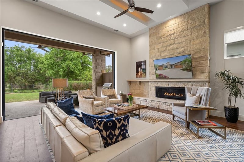 Virtual tour of 8301 Carranzo DR