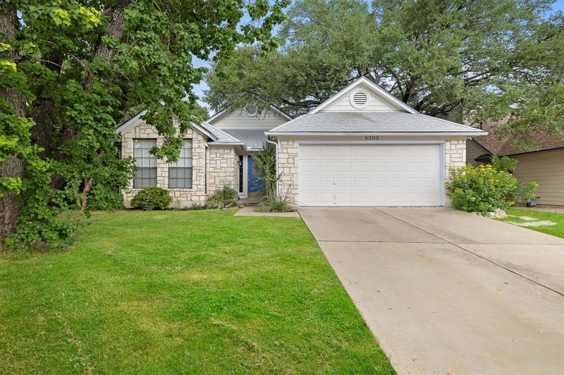 Virtual tour of 8302 Mendota CV