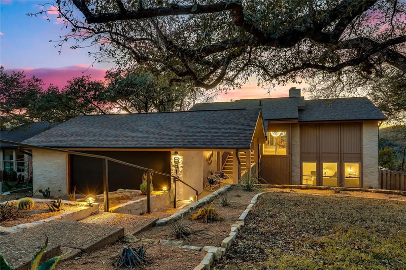 Virtual tour of 8312 Appalachian DR