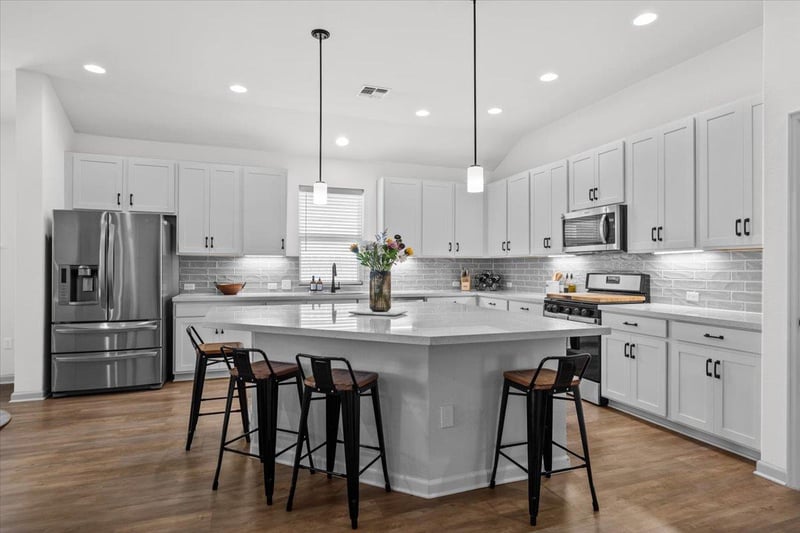 Virtual tour of 8312 Chrysler BND