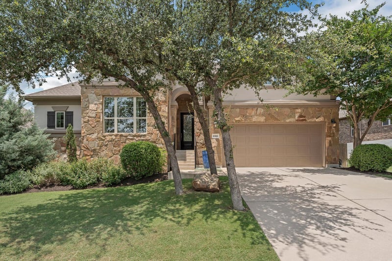 Virtual tour of 8316 Evelina Trl