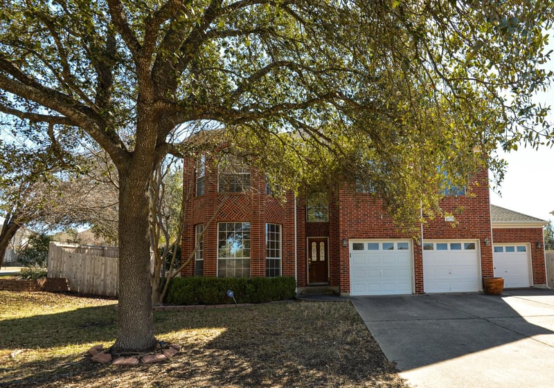 Virtual tour of 8401 Sweetness LN