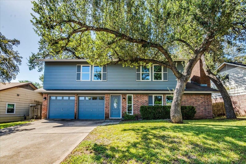 Virtual tour of 8419 Seminary Ridge DR