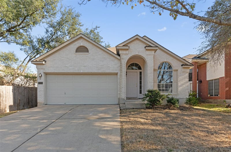 Virtual tour of 8430 Alvin High Ln