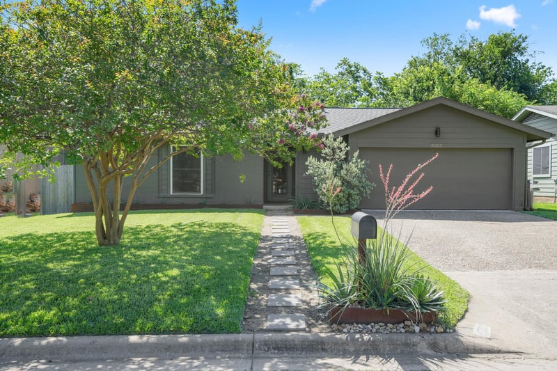Virtual tour of 8503 Cornwall DR
