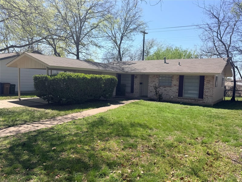 Virtual tour of 8520 Woodstone DR