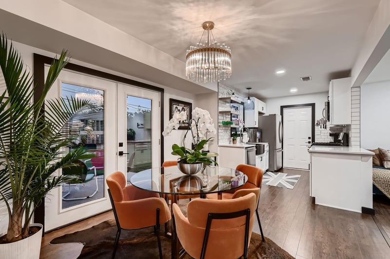Virtual tour of 8522 Maine Dr