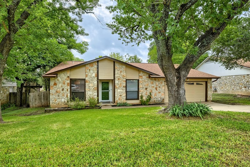 Virtual tour of 8601 Danville DR