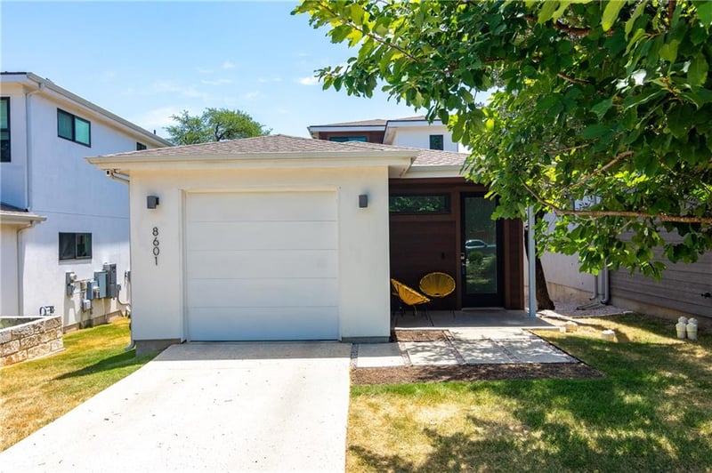 Virtual tour of 8601 Honeysuckle Trl