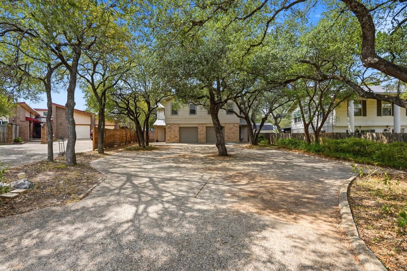 Virtual tour of 8604 Willowick DR