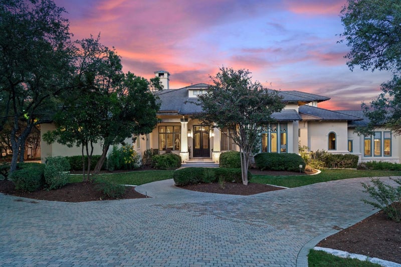 Virtual tour of 8606 Navidad DR