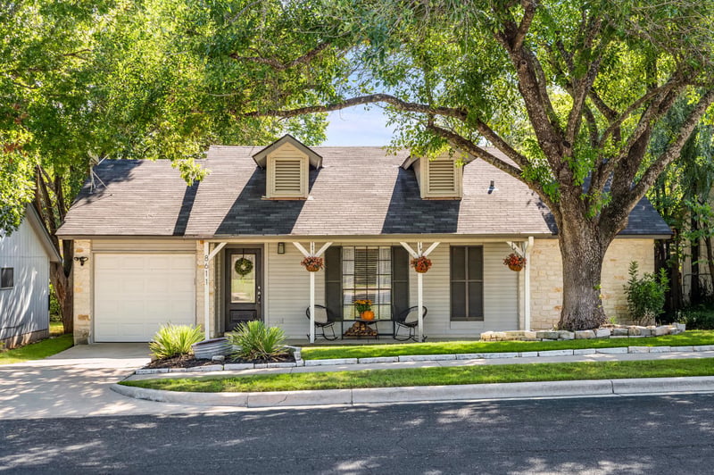 Virtual tour of 8611 United Kingdom Dr