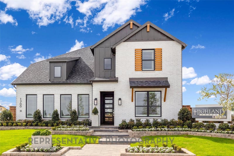 Virtual tour of 8620 Peafowl St